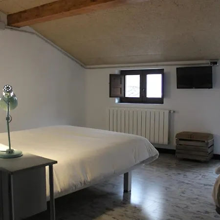 Green River Hostel-2